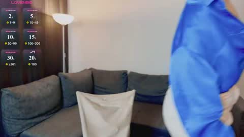 Milena online show from June 13, 2026, 5:49 am