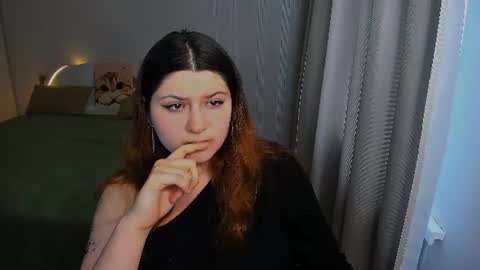 Snapshot of milenafiery chatting on July 26, 2026, 10:33 am milenafiery online show from July 26, 2026, 10:33 am