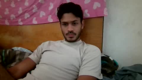 milesmboy online show from January 14, 2026, 7:08 pm