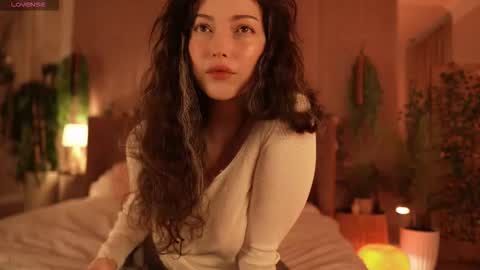 Snapshot of miley_smile chatting on October 20, 2025, 5:19 am Miley online show from October 20, 2025, 5:19 am