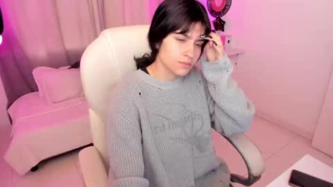  IEY EY  online show from September 20, 2025, 11:33 am