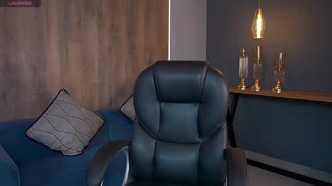 Miley Cruz  IG miley model23 online show from October 27, 2025, 9:41 pm