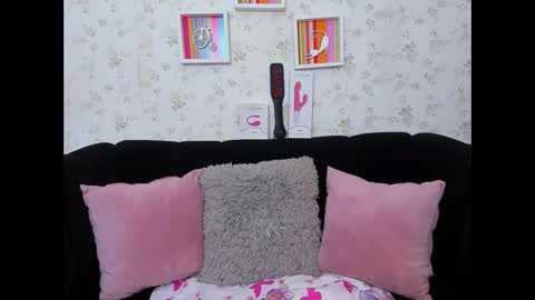 Antonella online show from November 5, 2025, 12:49 pm