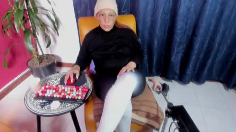 Snapshot of milf_brend chatting on October 25, 2025, 8:25 pm Milf Brend online show from October 25, 2025, 8:25 pm