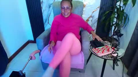 Snapshot of milf_brend chatting on March 9, 2026, 10:25 pm Milf Brend online show from March 9, 2026, 10:25 pm