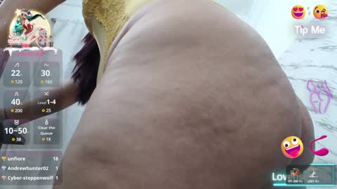 Snapshot of milf_loven chatting on January 11, 2025, 4:25 pm Milf Loven online show from January 11, 2025, 4:25 pm