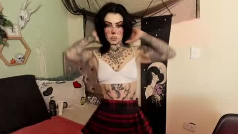 Isabella online show from June 16, 2026, 1:36 pm