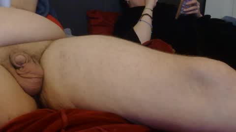 milfanddilf696969 online show from April 30, 2026, 12:39 am