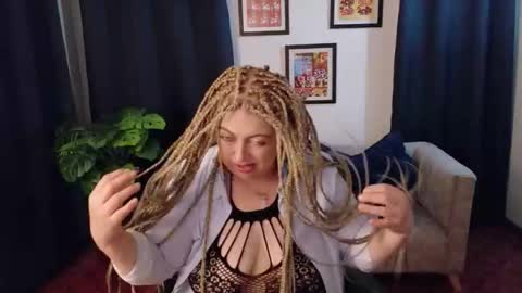 Snapshot of milfarlet chatting on March 15, 2026, 3:29 pm Arlet online show from March 15, 2026, 3:29 pm