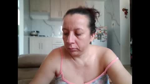 Snapshot of milfevha chatting on December 15, 2025, 9:41 pm milfevha online show from December 15, 2025, 9:41 pm