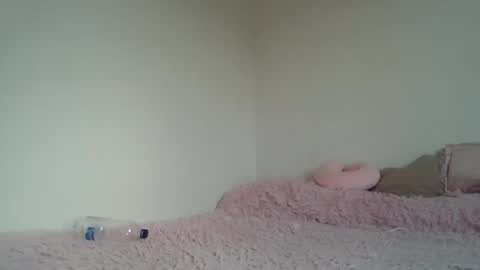 Snapshot of milfevha chatting on March 23, 2026, 8:35 pm milfevha online show from March 23, 2026, 8:35 pm