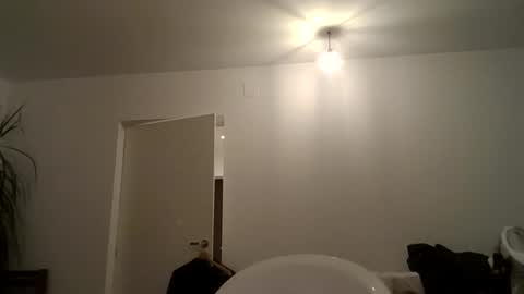 milfflover32 online show from February 1, 2026, 5:33 pm