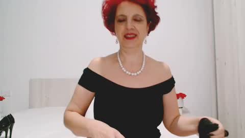 Milfsupreme online show from December 6, 2024, 3:55 pm