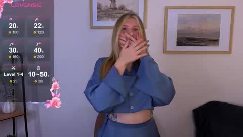 Snapshot of mili_stevense chatting on October 23, 2025, 5:12 pm Linett online show from October 23, 2025, 5:12 pm