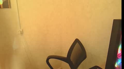 Snapshot of milia21 chatting on February 19, 2026, 8:21 am milia21 online show from February 19, 2026, 8:21 am