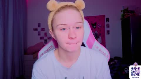 Milia online show from February 13, 2026, 8:49 pm