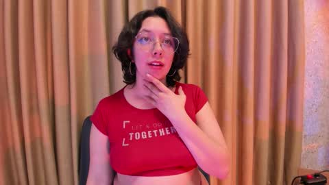 Snapshot of milie_yue206028 chatting on October 17, 2025, 3:10 am Millie online show from October 17, 2025, 3:10 am