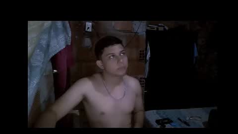 Snapshot of milk_boy25 chatting on September 13, 2025, 11:04 pm milk_boy25 online show from September 13, 2025, 11:04 pm