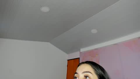 Snapshot of milk_candy16 chatting on October 12, 2025, 11:09 am S O F I A online show from October 12, 2025, 11:09 am