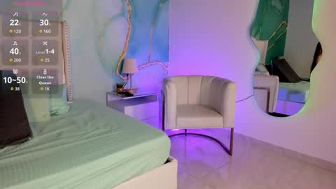 MiLKa VeLvEtT online show from February 26, 2026, 4:28 pm