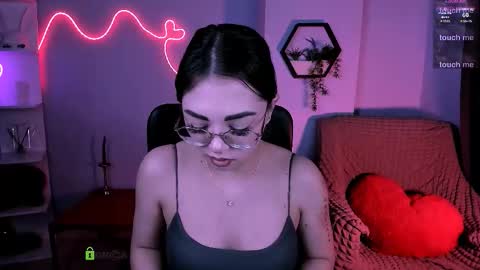 Mila online show from February 1, 2026, 12:37 pm