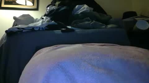 milkncookies8 online show from March 16, 2026, 4:29 am