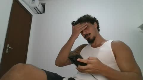 milkoffee online show from February 2, 2026, 1:04 am