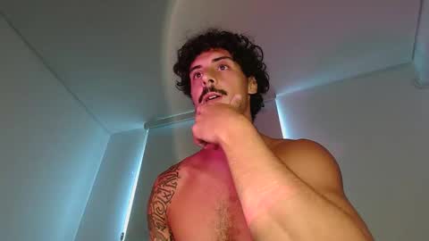 Snapshot of milkoffee chatting on March 25, 2026, 1:28 pm milkoffee online show from March 25, 2026, 1:28 pm