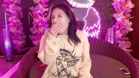 MILLA online show from December 9, 2024, 4:15 pm