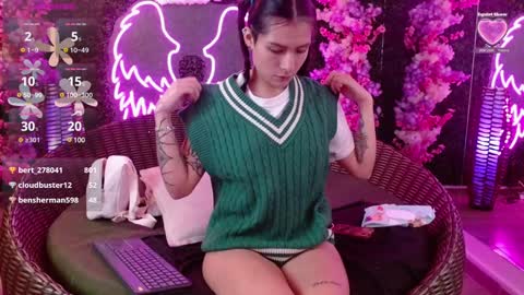 MILLA online show from January 11, 2025, 7:27 pm