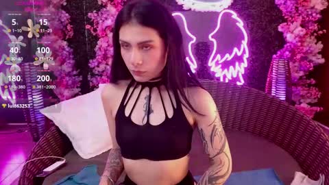 MILLA online show from October 12, 2025, 3:00 pm