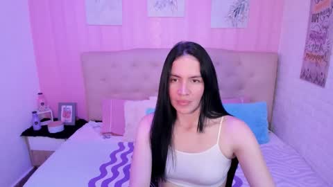 Snapshot of milla_lourents chatting on September 29, 2025, 7:08 pm Mila online show from September 29, 2025, 7:08 pm