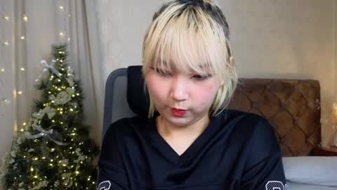 Snapshot of milla_waves chatting on January 9, 2025, 5:00 pm Milla or just Mi online show from January 9, 2025, 5:00 pm