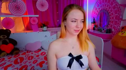 Snapshot of millana_hot chatting on March 5, 2026, 6:37 pm Milana online show from March 5, 2026, 6:37 pm