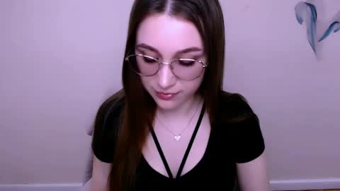 Milla online show from April 22, 2026, 7:44 am