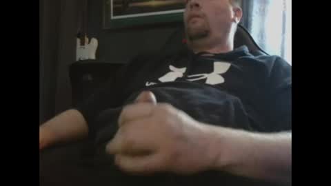 Snapshot of millbj02 chatting on October 27, 2025, 4:11 pm millbj02 online show from October 27, 2025, 4:11 pm