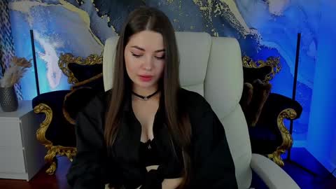 Snapshot of mille_joy chatting on December 19, 2024, 7:29 am Mille online show from December 19, 2024, 7:29 am
