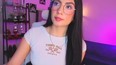 miller_vanessa_ online show from March 13, 2026, 8:59 pm