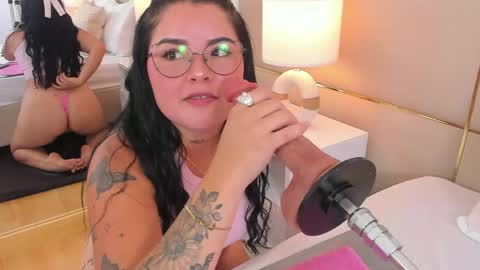 Chloe Miller online show from April 30, 2026, 1:17 pm