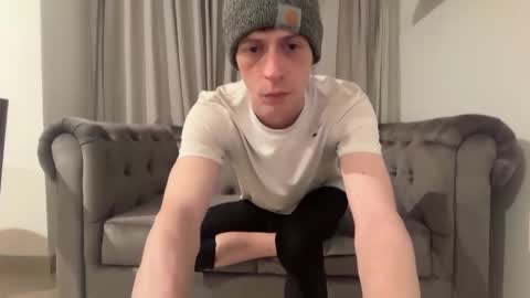 SlimnHungOH online show from December 22, 2025, 12:40 am