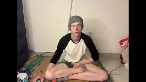 SlimnHungOH online show from February 10, 2026, 3:43 am