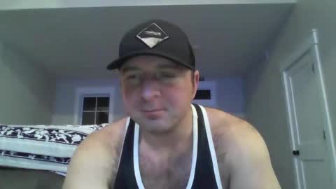 Snapshot of millertimenow34 chatting on January 27, 2025, 3:15 am millertime feet bigcock hairy straight muscles online show from January 27, 2025, 3:15 am