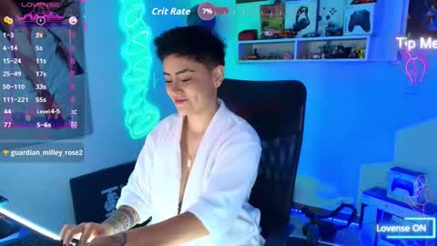 Snapshot of milley_rose chatting on September 16, 2025, 10:00 pm Im girl my name is Johana  online show from September 16, 2025, 10:00 pm