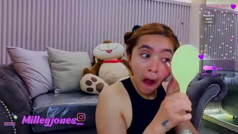 milleyjones_ online show from June 18, 2026, 12:31 pm