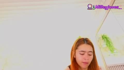 milleyjones_ online show from June 25, 2026, 12:09 pm