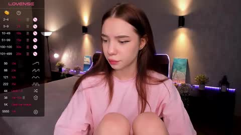 Snapshot of milli_brownn chatting on March 4, 2025, 8:35 am Milli online show from March 4, 2025, 8:35 am