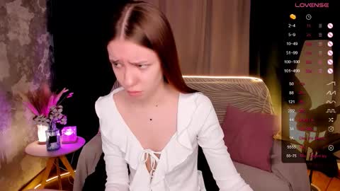 Snapshot of milli_brownn chatting on October 13, 2025, 7:19 am Milli online show from October 13, 2025, 7:19 am