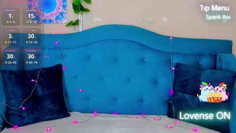 Snapshot of millibrooks chatting on October 14, 2025, 1:28 am Milly online show from October 14, 2025, 1:28 am