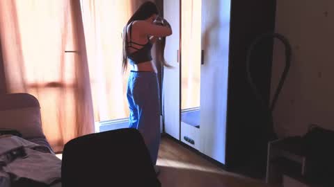 Millie online show from May 7, 2026, 5:24 am