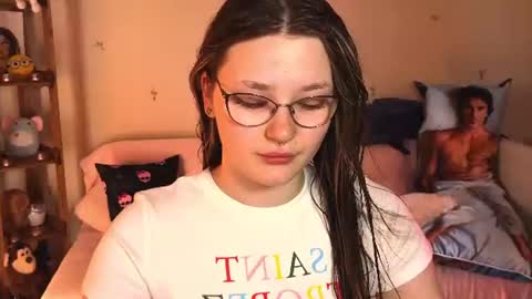 Millie online show from June 14, 2026, 2:57 am